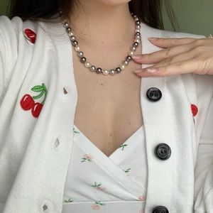 🦋Multi color pearl necklace